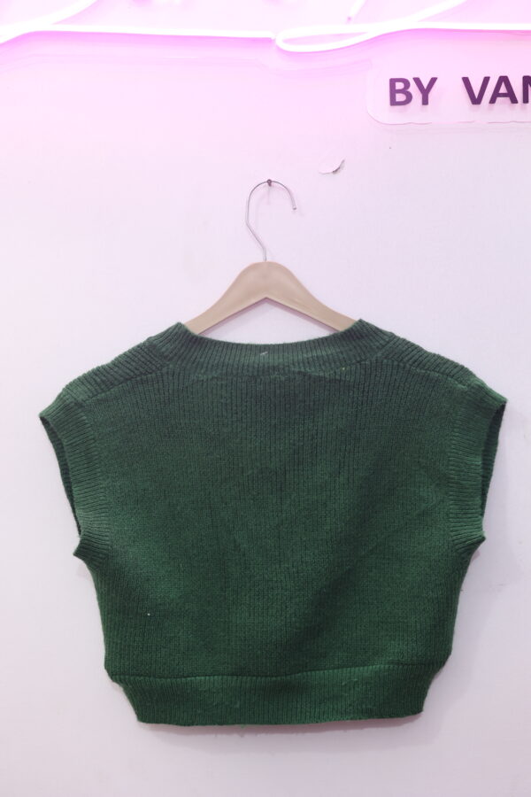 Emerald Knitted Sleeveless Sweater - Image 3